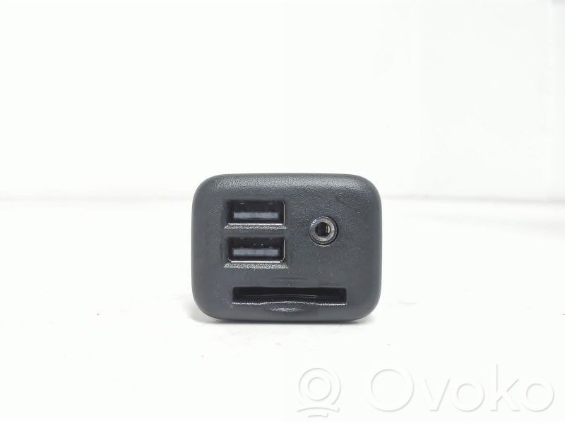 Opel Insignia B Enchufe conector USB 