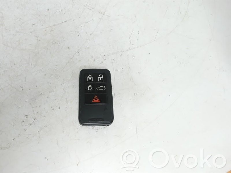 Volvo V40 Virta-avain/kortti 