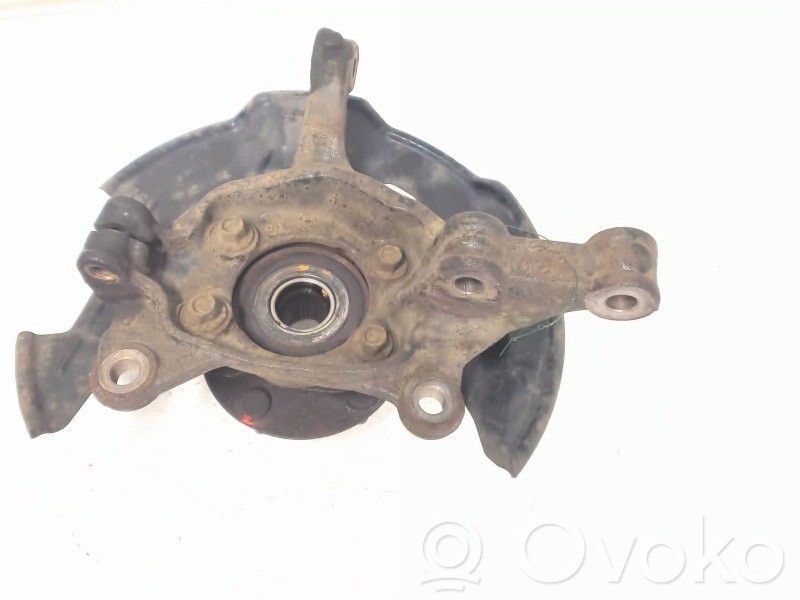 Achsschenkel vorne   D10E33031