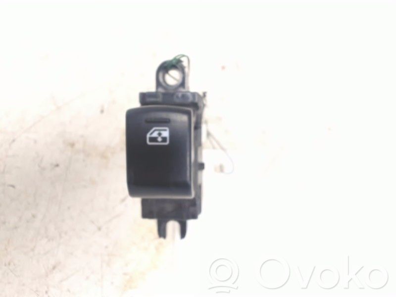 Subaru Outback Electric window control switch 
