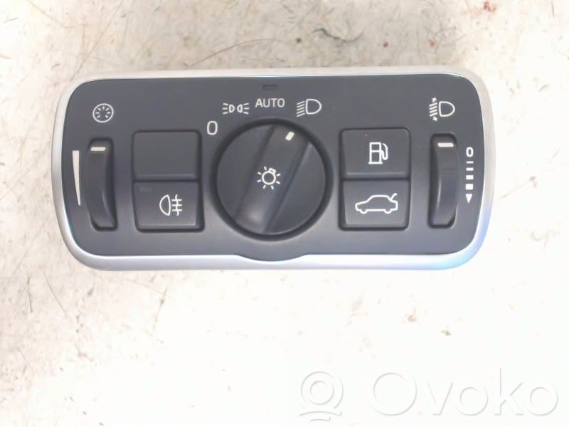 Light switch   31443841,30739456