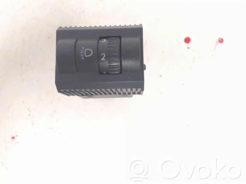 Volkswagen Amarok Panel lighting control switch 