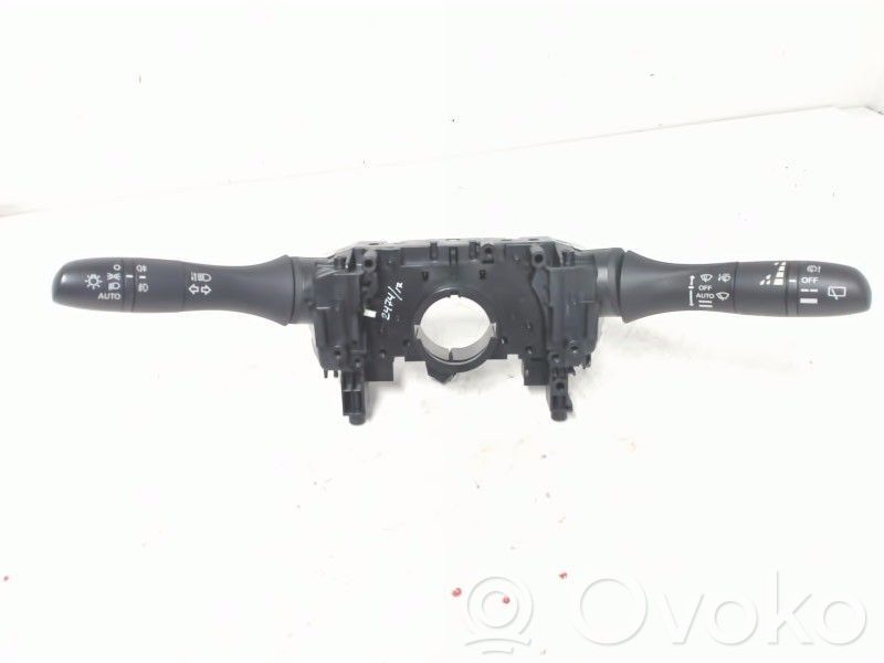 Nissan X-Trail T32 Bloc semnalizator și ștergător parbriz 