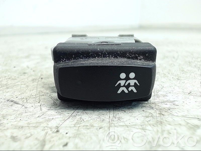 Renault Espace -  Grand espace IV Child safety switch 