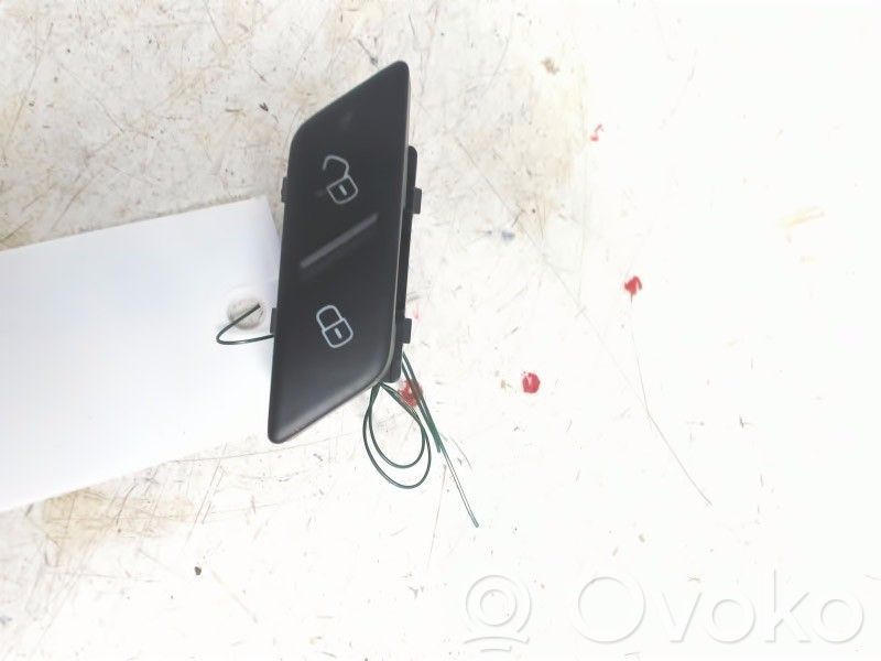 Central locking switch button   2K0962125,2K0962125
