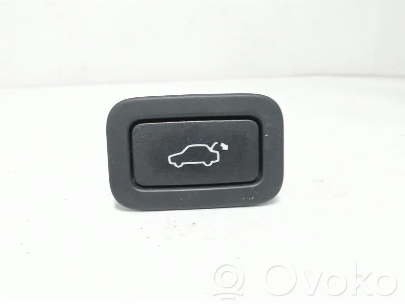 Volvo V70 Buton deschidere portbagaj 