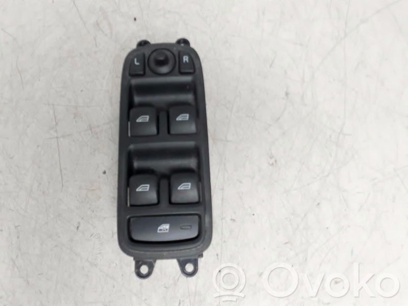 Electric window control switch   31334345,31334345