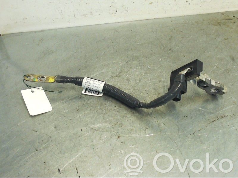Nissan NP300 Plus / Klema / Przewód akumulatora 