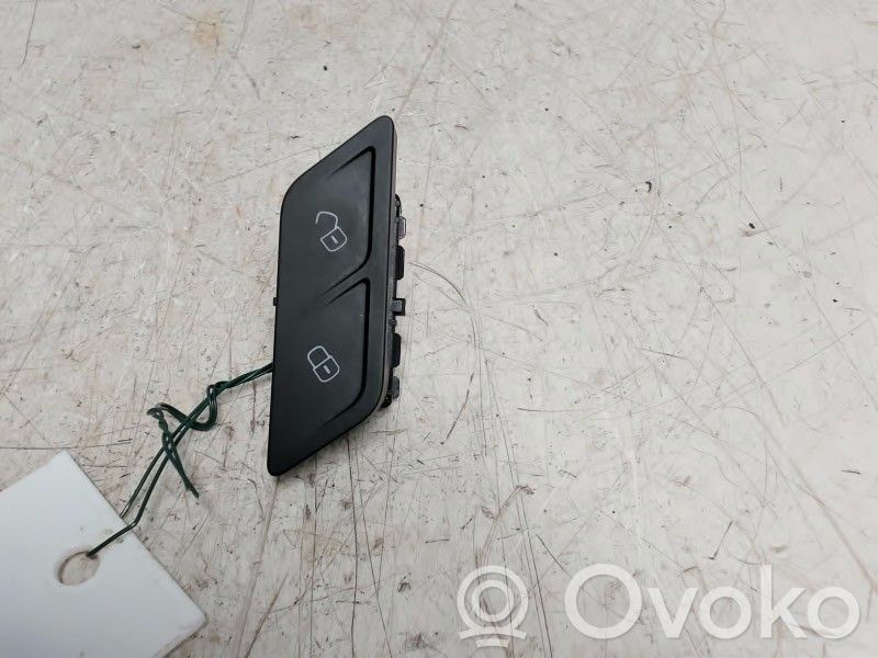 Volkswagen Caddy Central locking switch button 