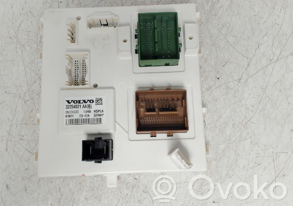Volvo V90 Cross Country Modul confort 