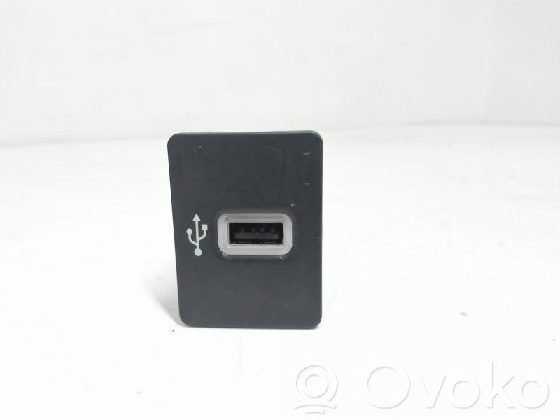 USB socket connector   HS7T14F014AE,HS7T14F014AC