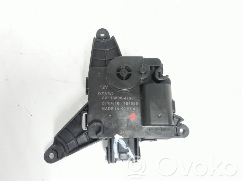 Actuator/motor clapetă debit aer A/C   JX6A19E616AA,AA1138004790