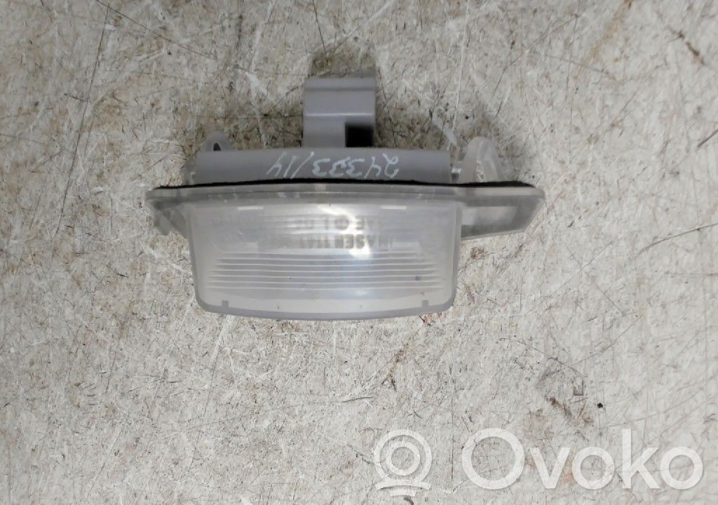 Mitsubishi Outlander Lampă număr 