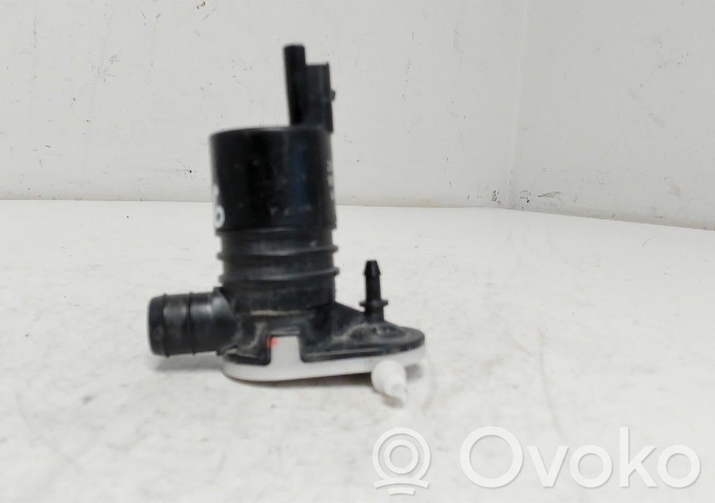 Renault Kadjar Windscreen/windshield washer pump 