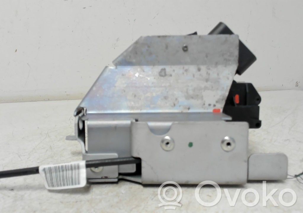 Ford Transit Custom Takaoven lukko 