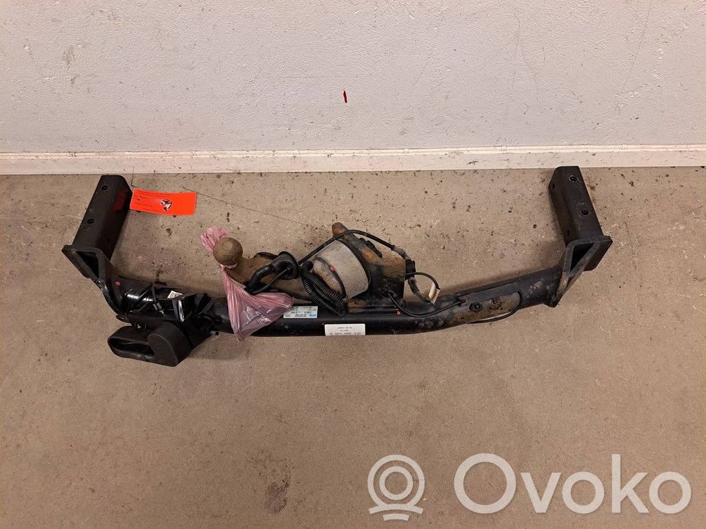 Audi Q5 SQ5 8R Hak holowniczy / Komplet 