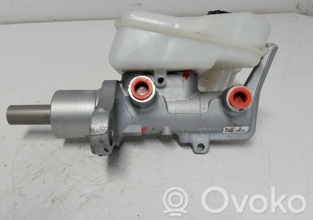 Volvo S90, V90 Cilindro del sistema frenante 