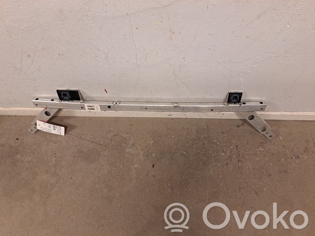 Volvo V60 Radiatoru paneļa turētājs (televizora) 