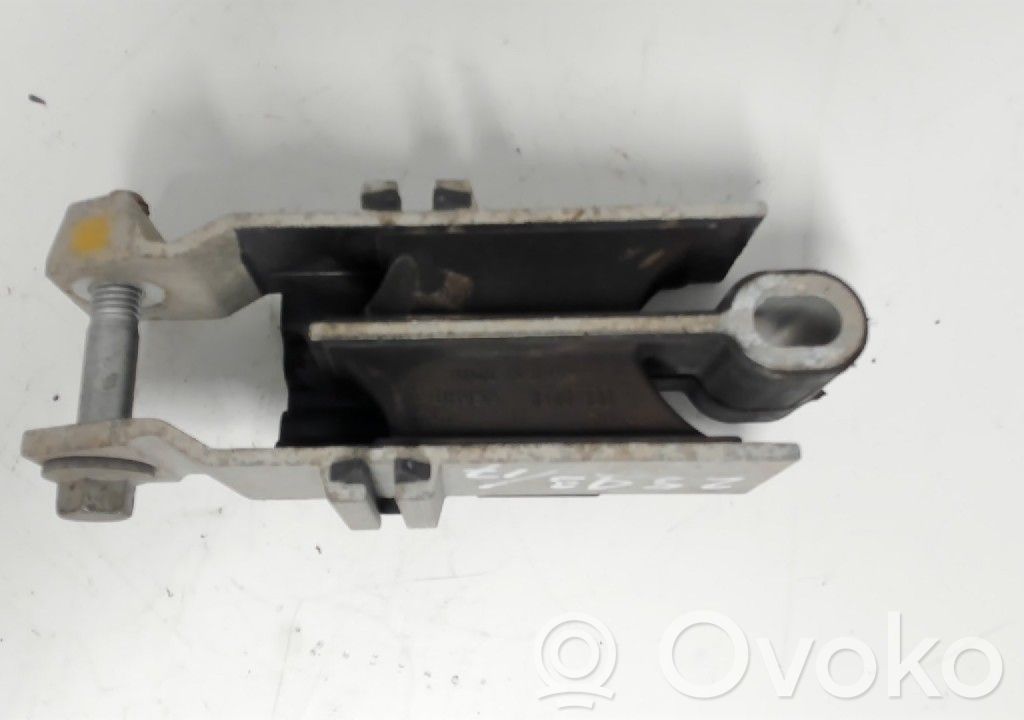 Engine mounting bracket   31401239,31401239