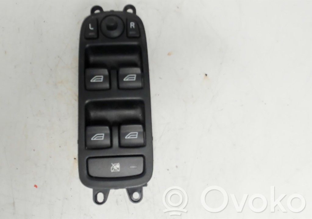 Electric window control switch   30795081,3451700,30795081