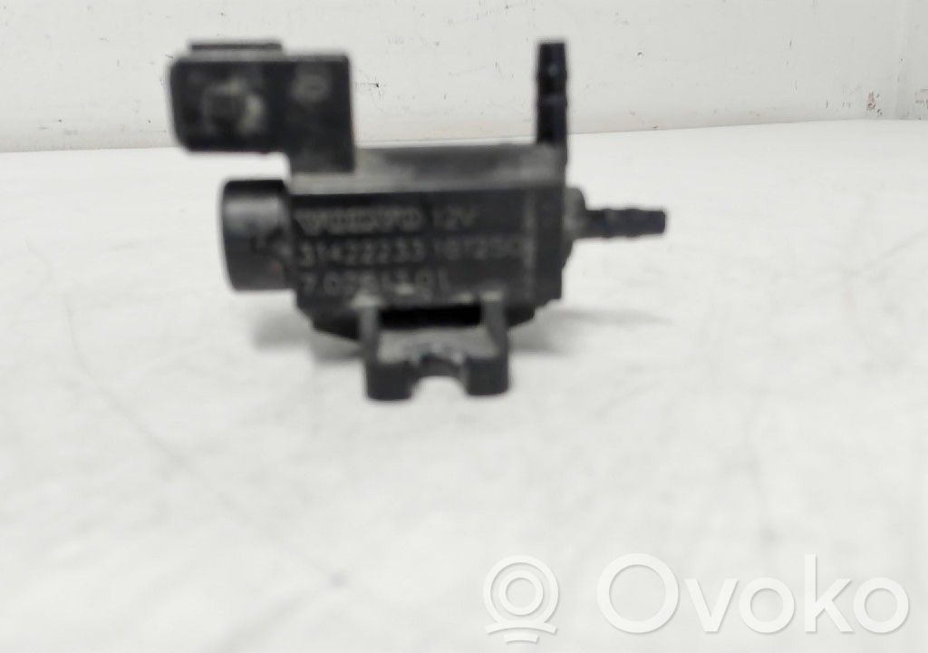 Válvula de vacío   31422233,70261301,31422233