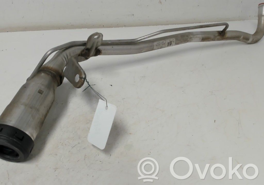 Volvo V60 Tubo e bocchettone per riempimento serbatoio del carburante 