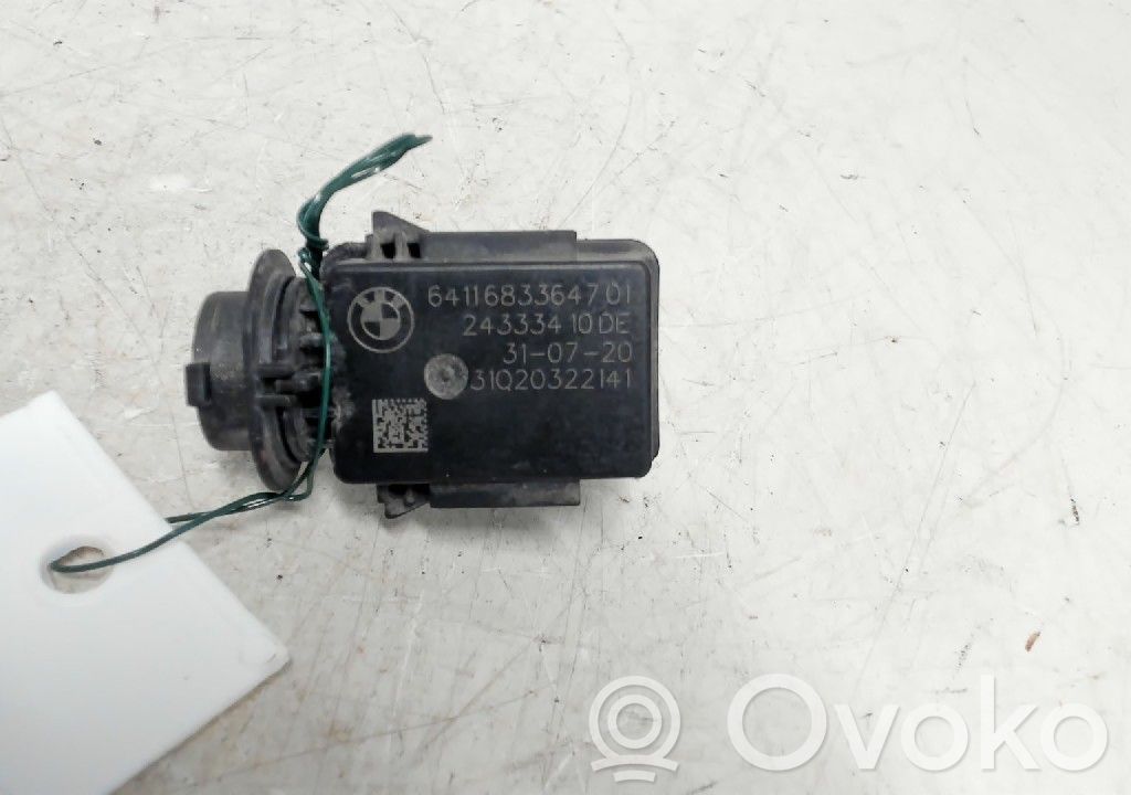 BMW 5 G30 G31 G38 Senzor temperatură interioară 