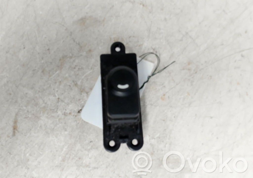 Hyundai i30 Comutator comandă geamuri electrice 
