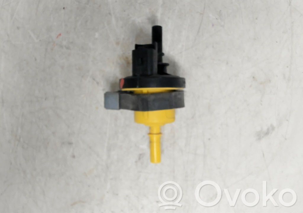 Filtr węglowy   1493000QAA,V29122564,149304569R