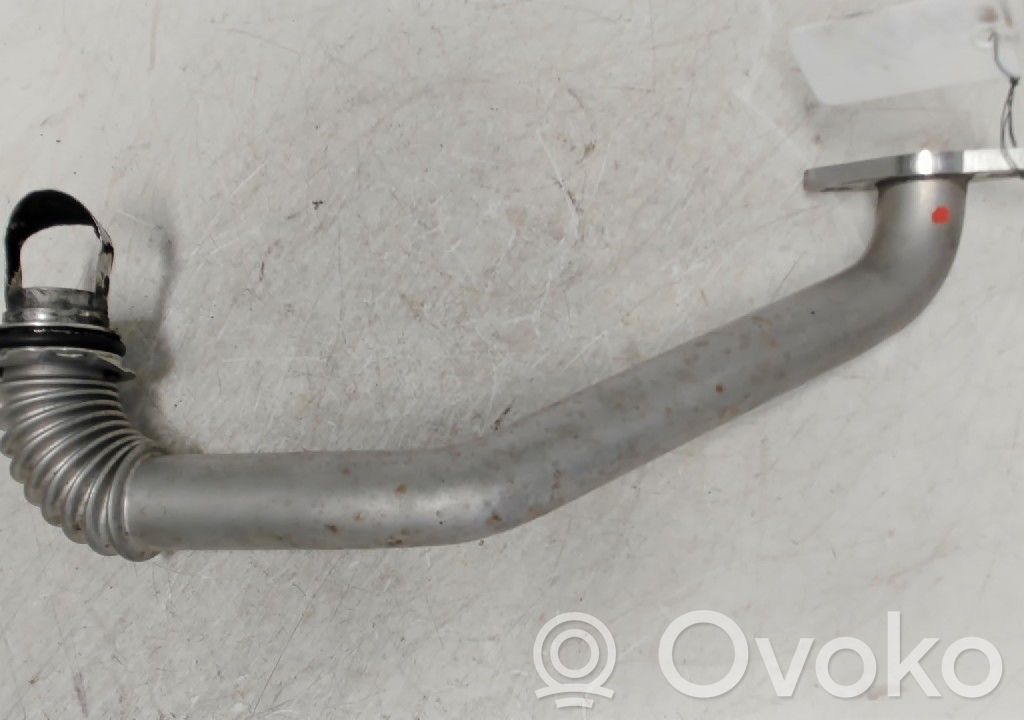 Volvo V60 Przewód / Rura chłodnicy spalin EGR 