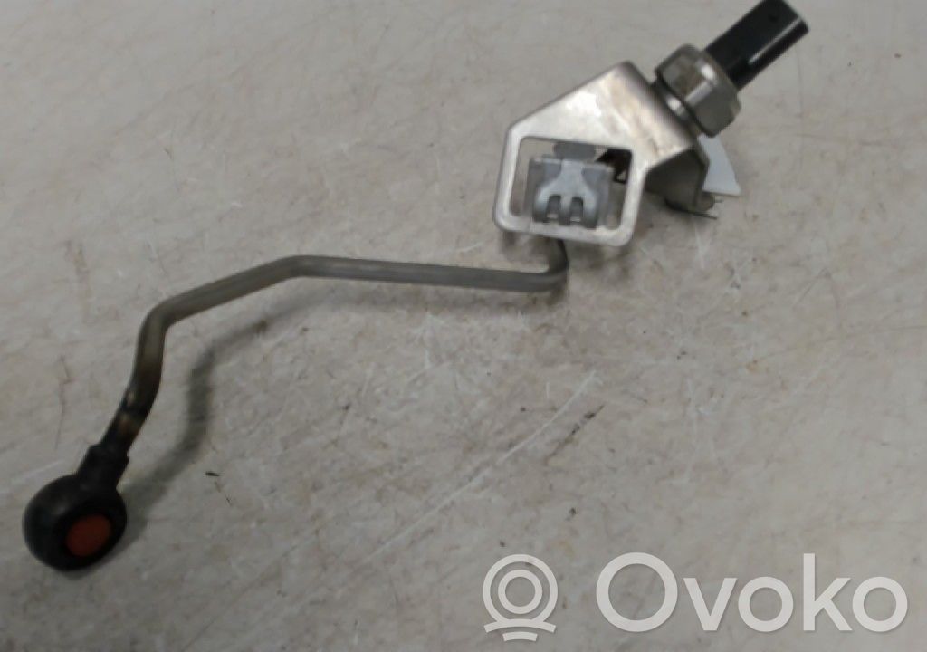 Sensor de temperatura del escape   31319419,31319419