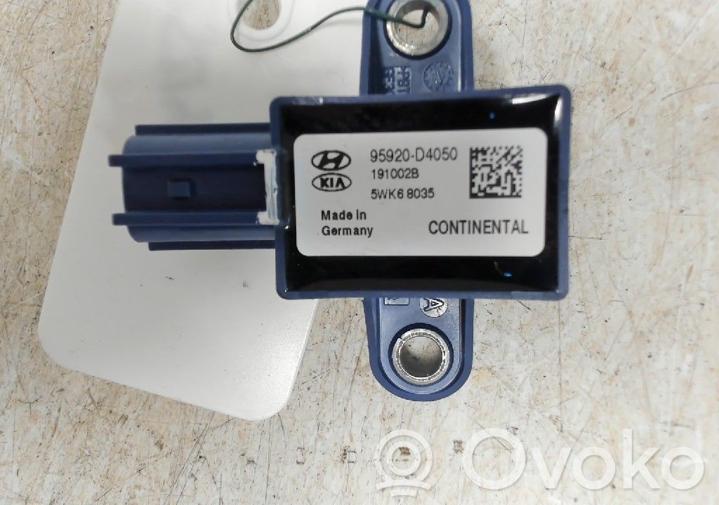 Sensor impacto/accidente para activar Airbag   95920D4050,5WK68035,95920D4050