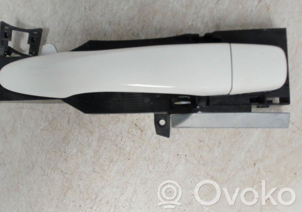 Etuoven ulkokahva   806404EA0B
