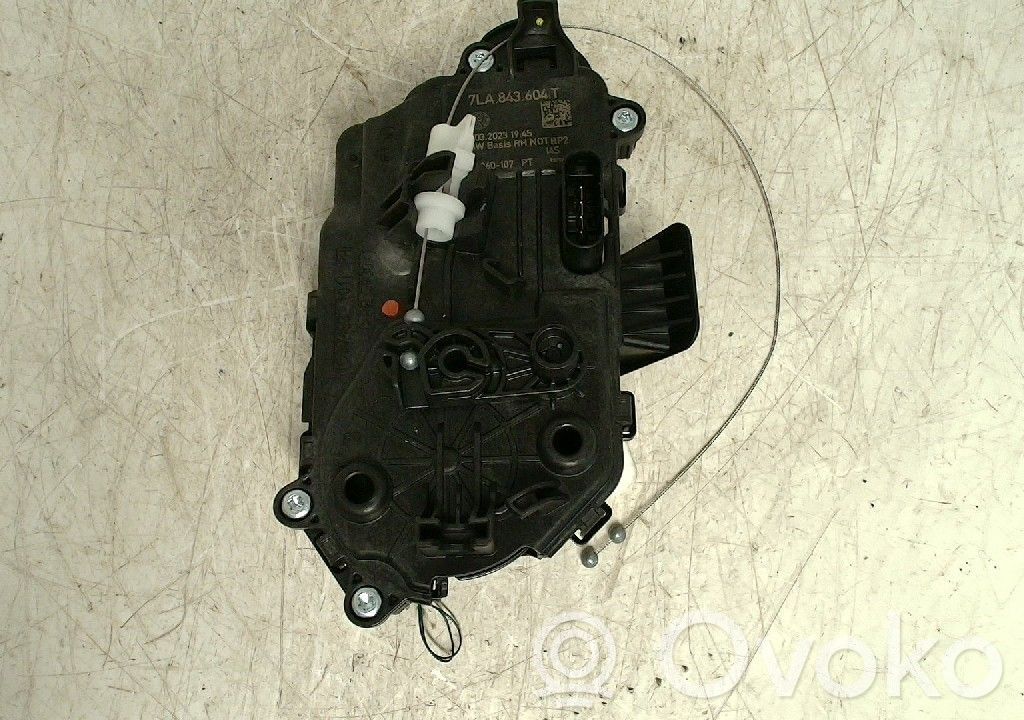 Zamek drzwi przednich   7LA843604T,7LA843604T