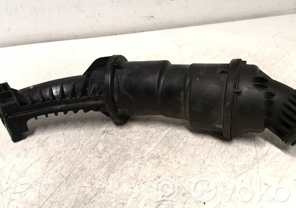 Volvo V70 Furtun/conductă intercooler 