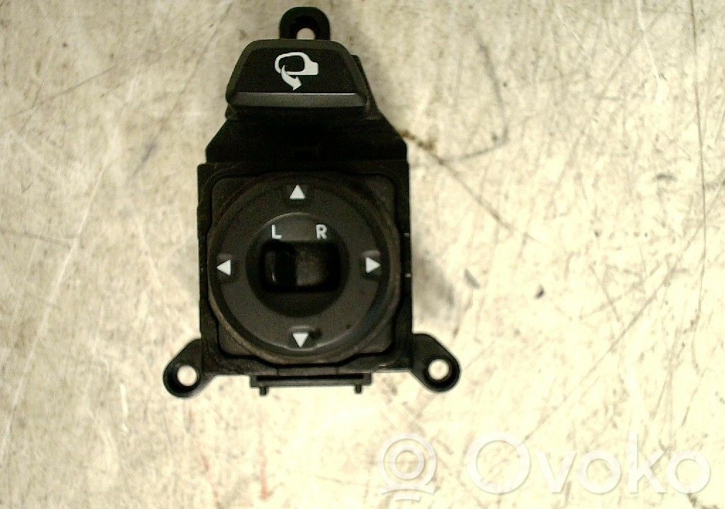 KIA Optima Wing mirror switch 