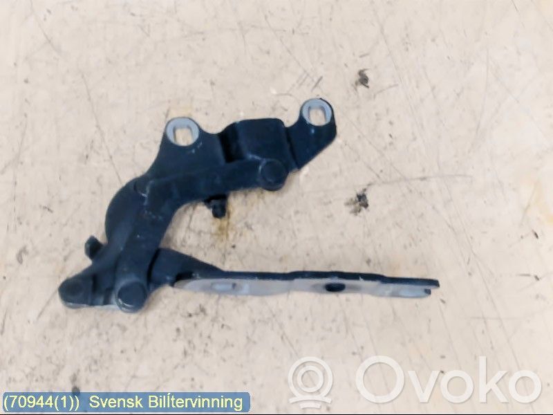 BMW 1 E81 E87 Dzinēja pārsega eņģe (-es) 