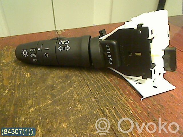 Nissan Note (E11) Indicator stalk 