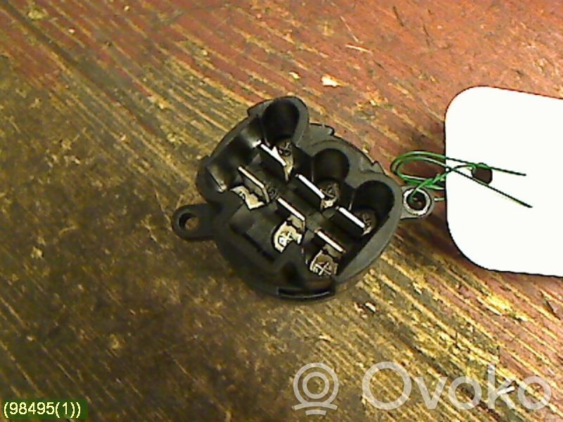 Nissan Navara D40 Steering wheel lock 