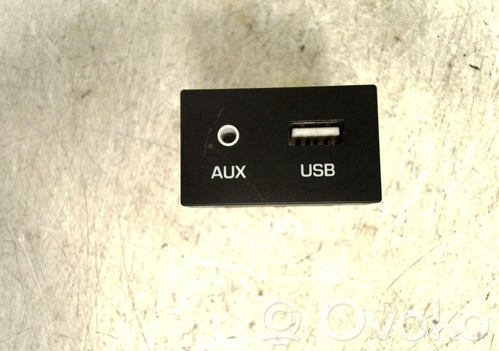 Enchufe conector USB   96120G2050,96120G2050,96120G2050