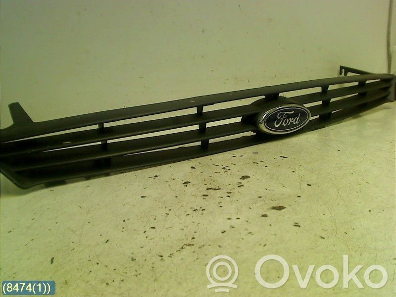 Ford Focus Front bumper lower grill 
