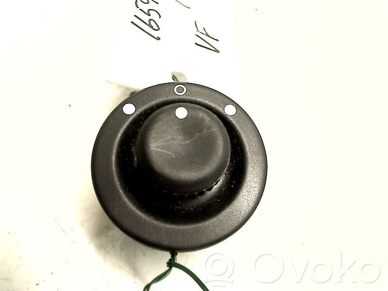 Opel Movano B Wing mirror switch 