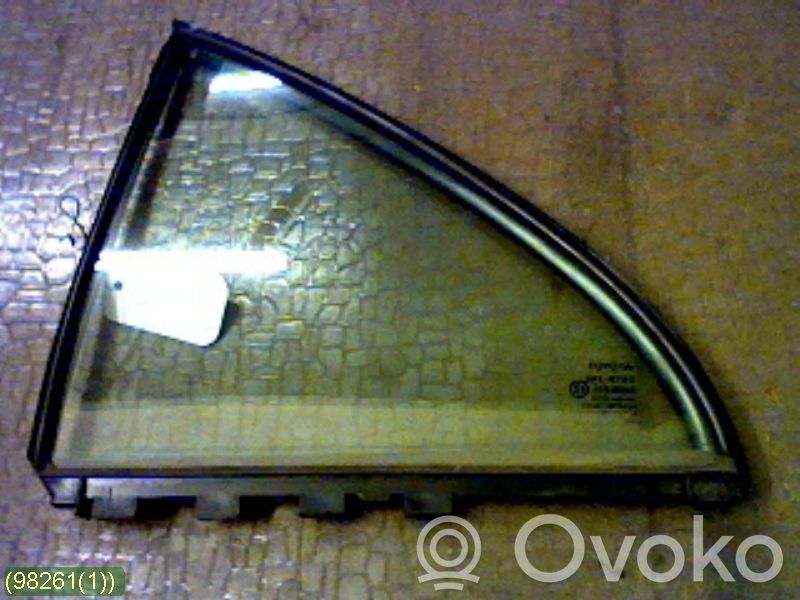 Toyota Avensis T250 Rear vent window glass 