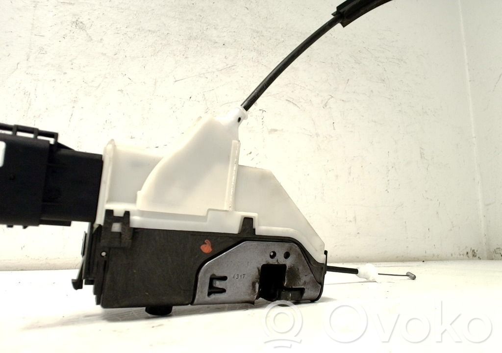 Etuoven lukko   9135EA,828405,828405