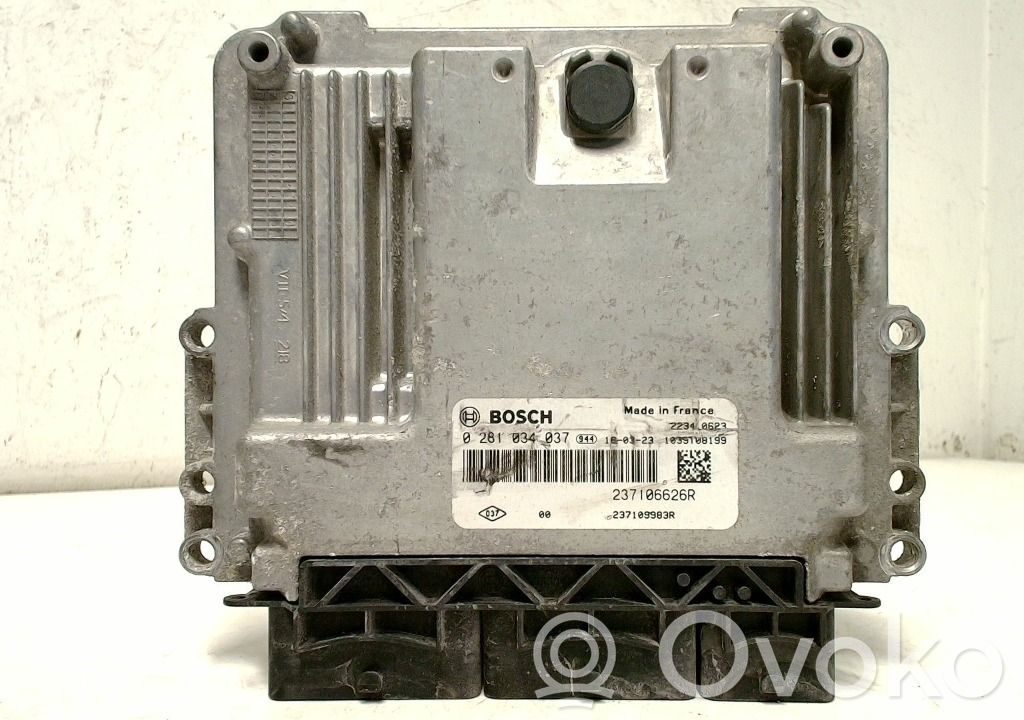 Renault Trafic III (X82) Injection control unit/module 