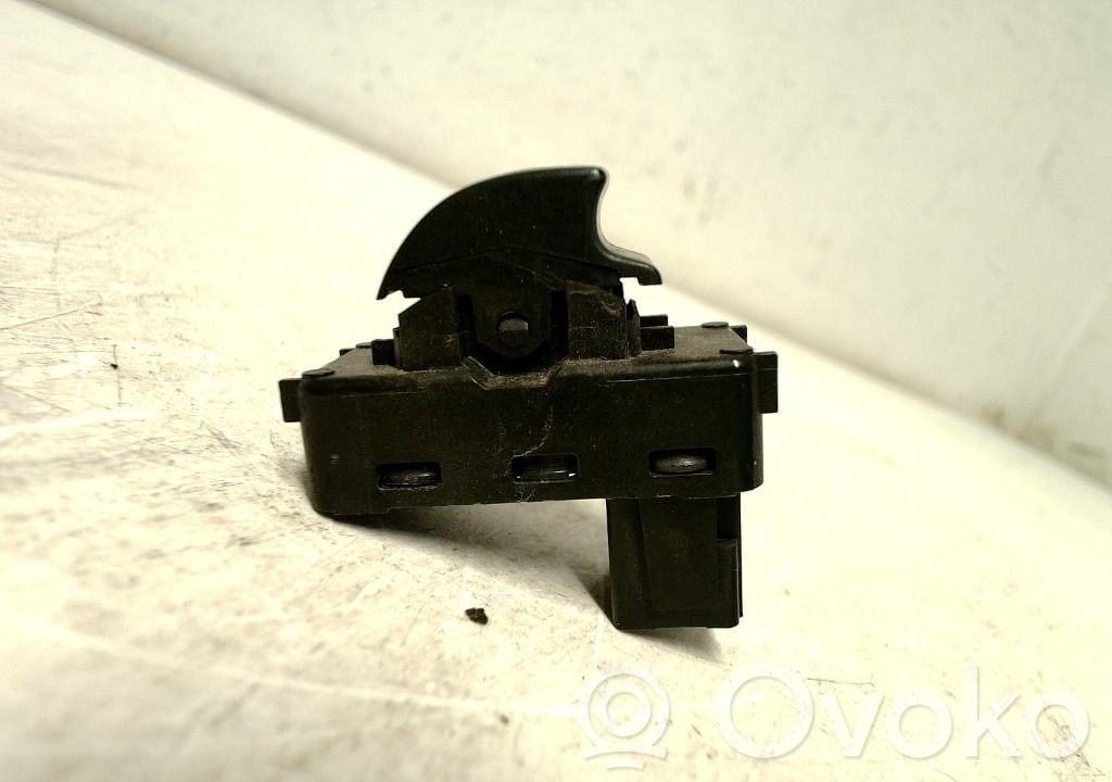 Peugeot Expert Electric window control switch 