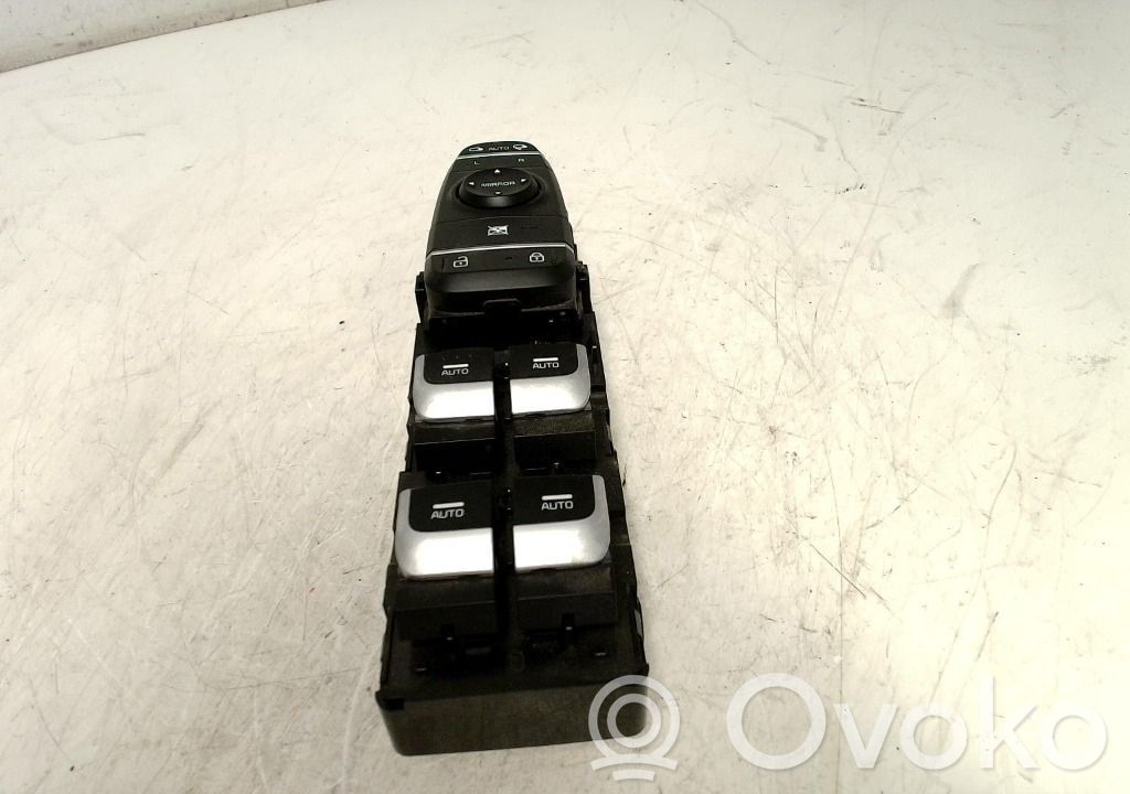 KIA Optima Electric window control switch 
