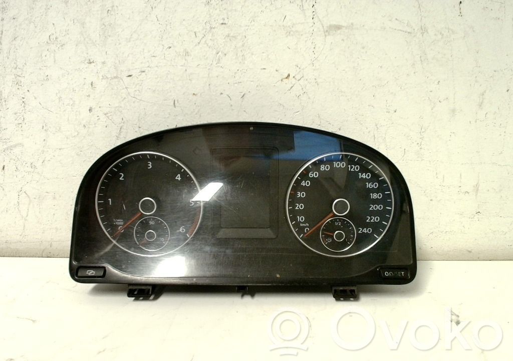 Licznik / Prędkościomierz   2K0920875E,A2C53363575,2K0920875E