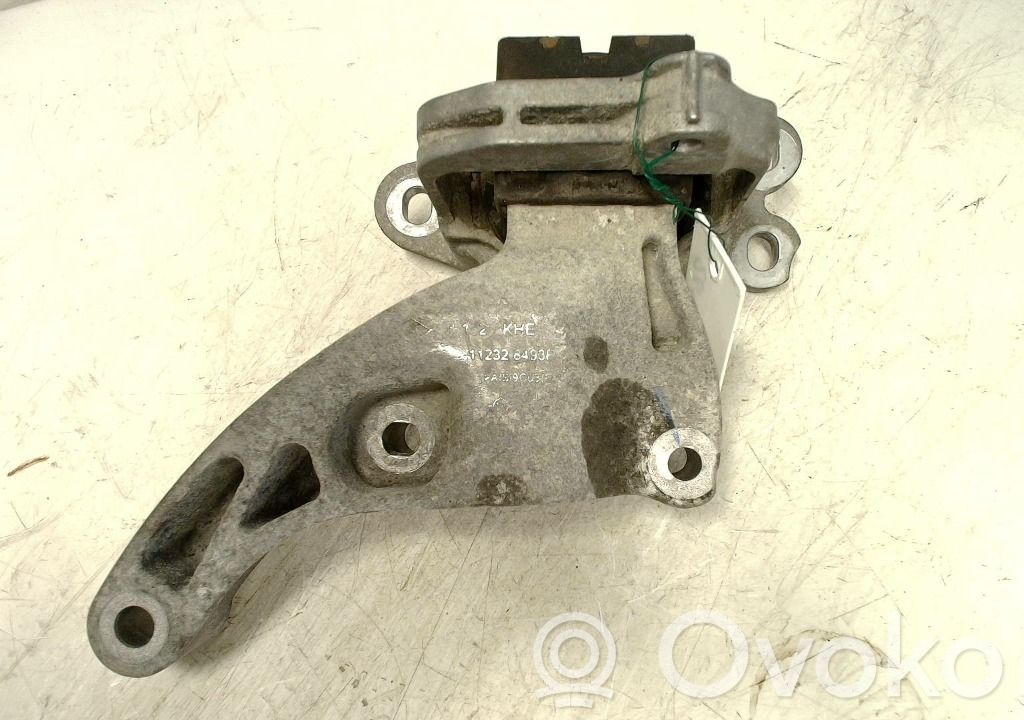 Engine mounting bracket   112101360R,112101360R