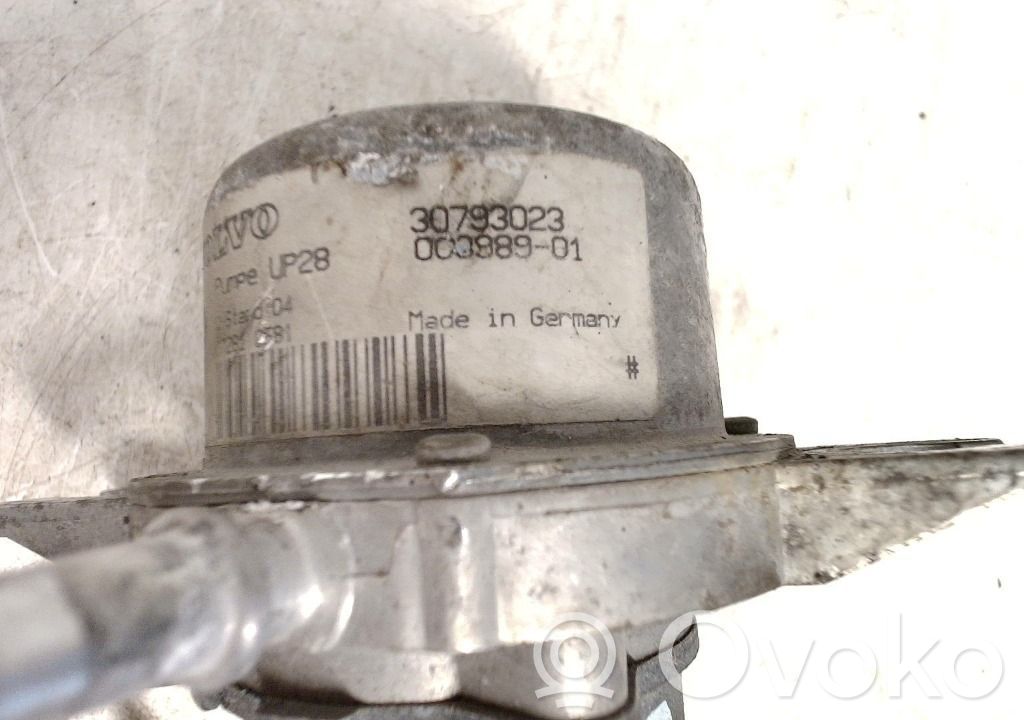 Volvo V50 Vacuum pump 